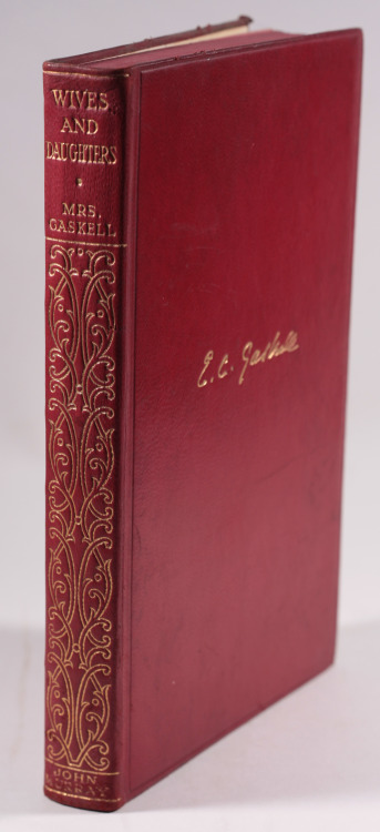 Wives and Daughters Mrs E GaskellDeluxe leather binding - Knutsford Edition 1925