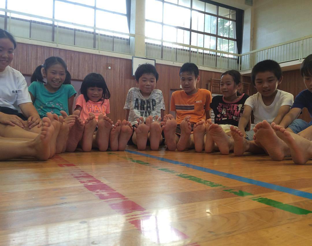 小学生 足裏 足裏、確認中。 #imaginationkids #二重とびマスター #なわとび #子どもの運動 #小学生 #あきる野市 #基礎体力 #運動 #子ども  – @hidemitsu-n on Tumblr