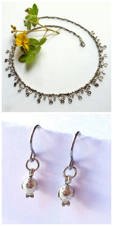 DIY Bead Tip Jewelry Tutorial from Mich L. in L.A. here. I have never used bead tips/knot covers in 