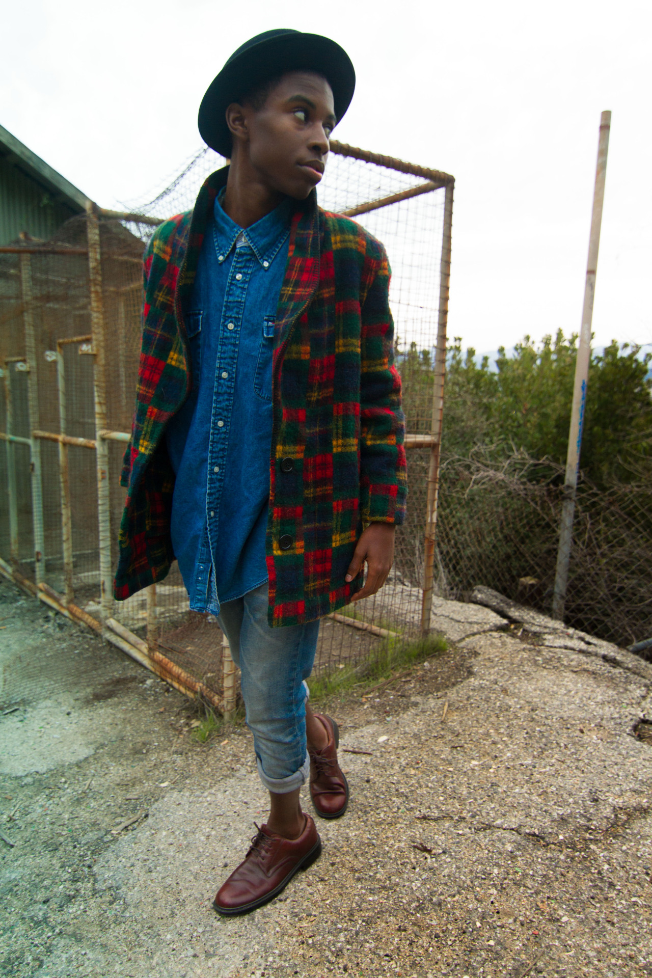 blackfashion:  TWINISH-JALAN http://twinish.tumblr.com/