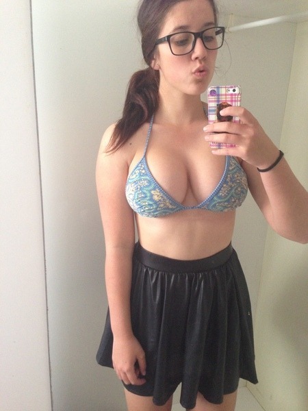 knockedupcj: Ok, here I am. Who wants to get me pregnant?