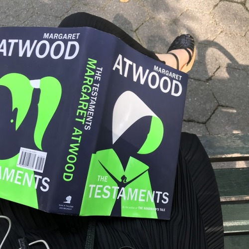 Less than two weeks until THE TESTAMENTS (the sequel to THE HANDMAID’S TALE) hits bookshelves 