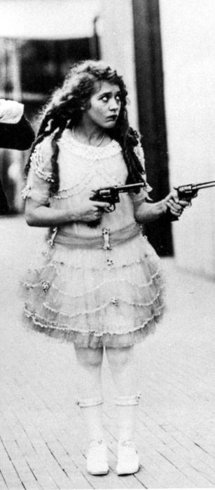 You don’t mess with Mary Pickford, film pioneer and undisputed Queen of the Movies. She would 