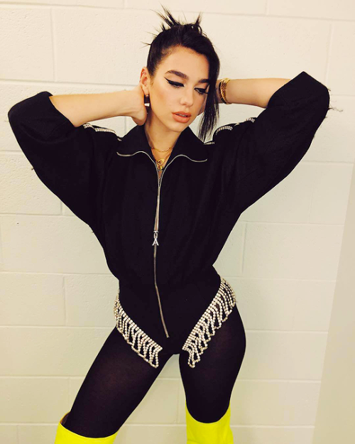 dua-daily:dualipa IN YOUR AREA