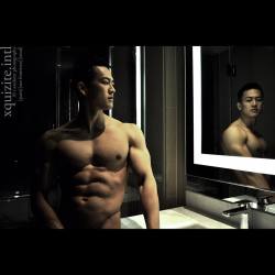 Viva!Asian Hunks!