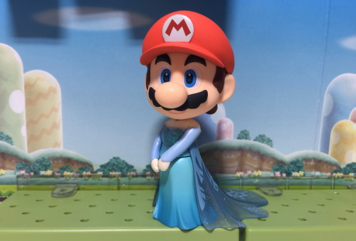 constable-frozen: Elsa?Mario?