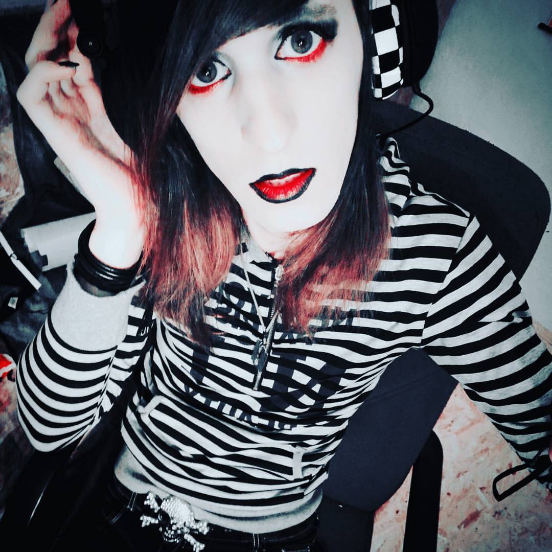 #emotrap #emo #emogirl #trap #ts #tgirl #trans #scene #goth #alternative