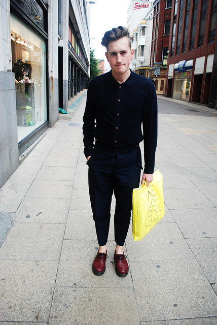 sockless mens fashion — street style by wilsea91 on Flickr.