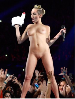 pwzhotties:  Some miley cyrus photos.  Some real &amp; some fake