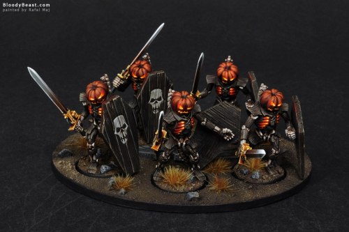 earlploddington:deadestdeadpool:Necron Lychguards of the Pumpkin DynastyHALLOWEEN IS OVER YOU HALLOW