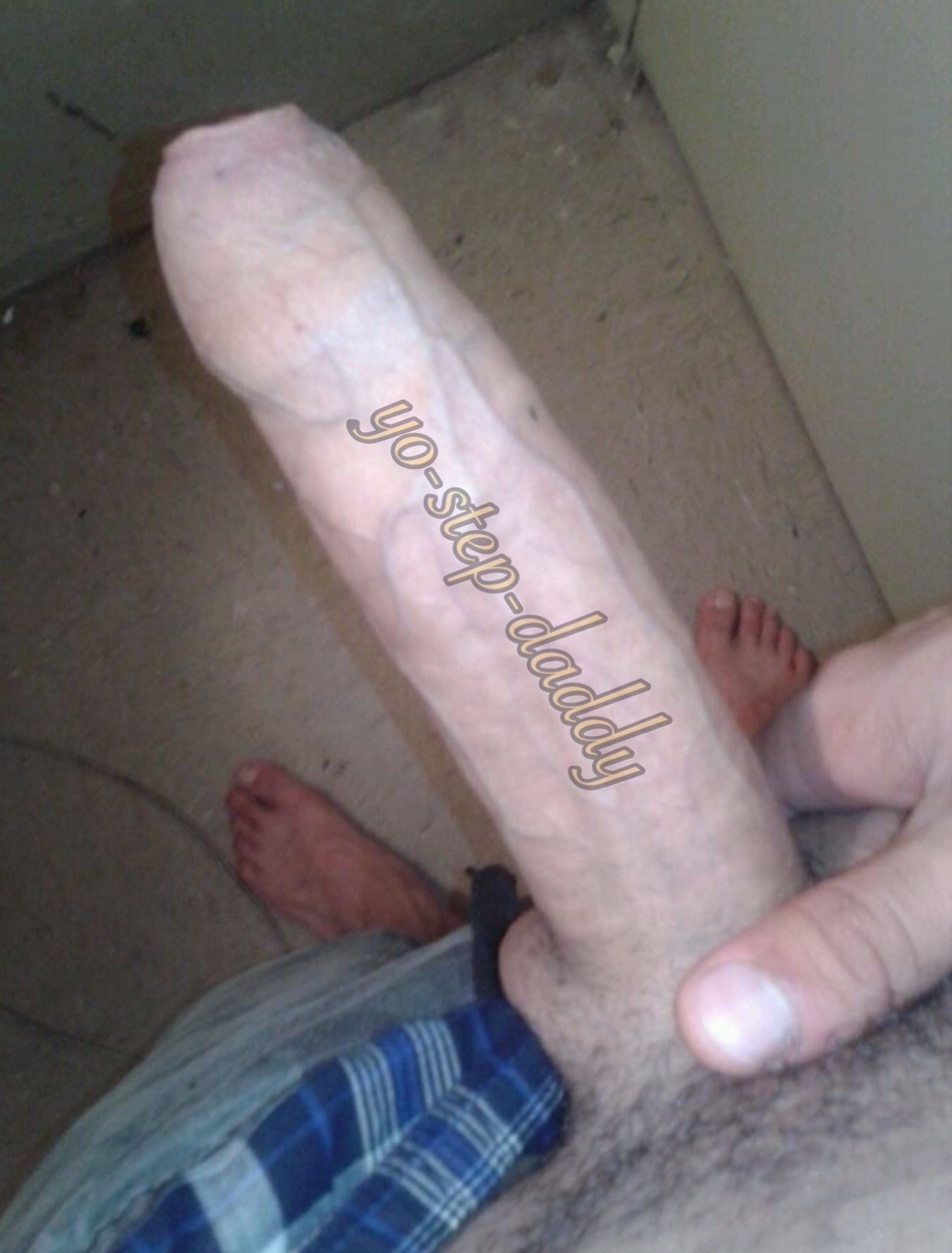 elite-thugz:  yo-step-daddy:  Edwin  http://www.elite-thugz.tumblr.com http://www.elite-thugz.tumblr.com