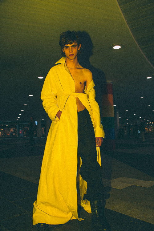 fagunt:   24 hours shot by Jasmin Storch and styled by Josef Forselius  for Metal   