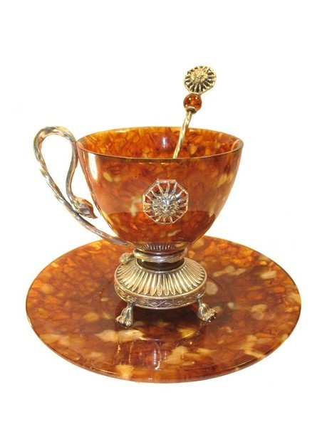 treasures-and-beauty:Coffee cups made from natural Russian amber