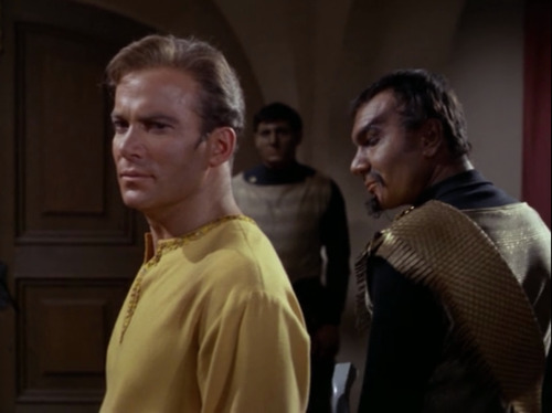 febricant:Watching Star Trek as an adult shines new light on why my dad used to look really uncomfor