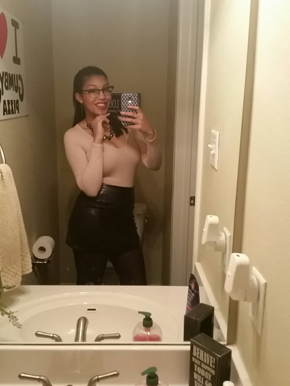 chelseafartnoise:  About to go find a husband