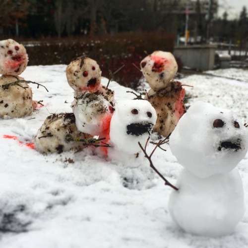 bighairmonkey:Calvin and Hobbes inspired Snow Zombie Apocalypse