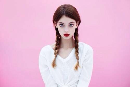 http://olganuage.tumblr.com/post/100018028021