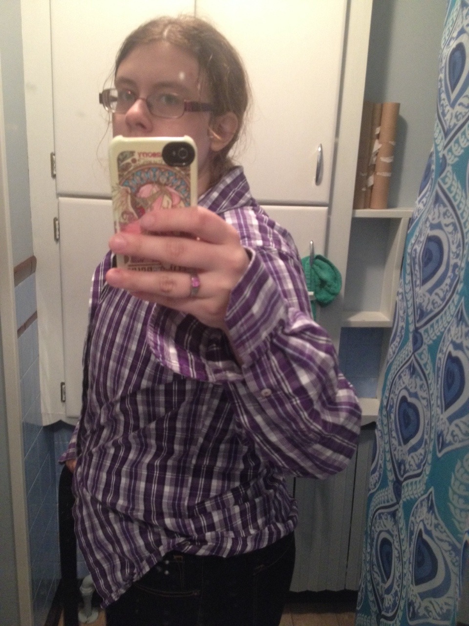 mintyfreshkid2:  yandereplane29:  Guess who got their first binder today and feels