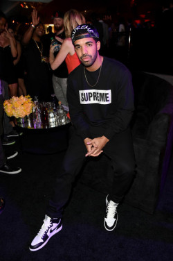 celebritygossipbyrangi:   Drake attends the Maxim Hot 100 Party in West Hollywood 