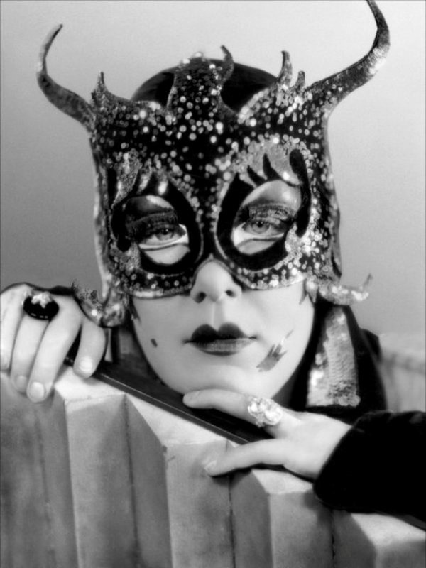 fantascientificamentevintage:   “Madame Satan” (1930) 