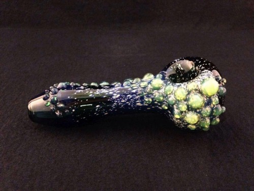 illustratedsquare:  Lake Green Glass Silver Fumed Starry Night with Slime Dot Trail Tobacco Space Pipe  https://www.etsy.com/listing/173322720/lake-green-glass-silver-fumed-starry
