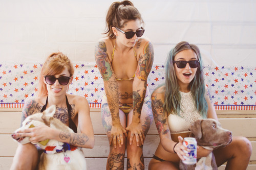 marcelinesuicide:  tristyntothesea, catrinadacosta, and yourmoonbaby // by michaelxmae on Memorial Day ‘14 // suicidegirls 