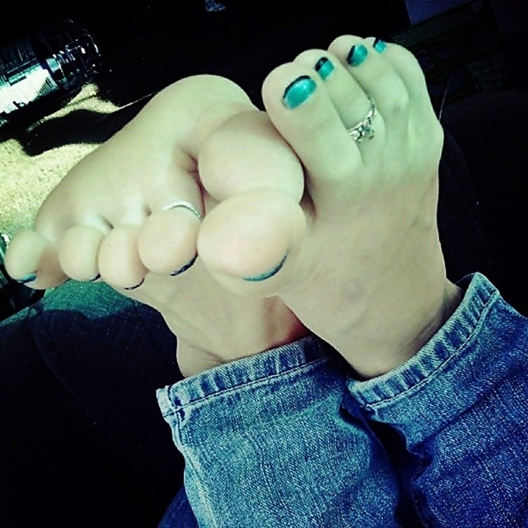 Ashlee Horny Feet