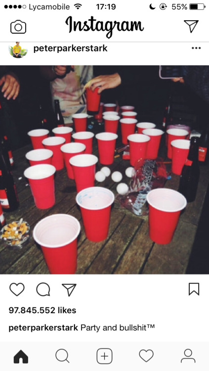 lexasgirl: Peter throws a party