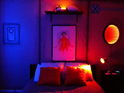 lalnascastle:   Portal themed bedroom.  Source 