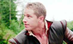 emmasneverland:badass snow (requested by deputyhook)