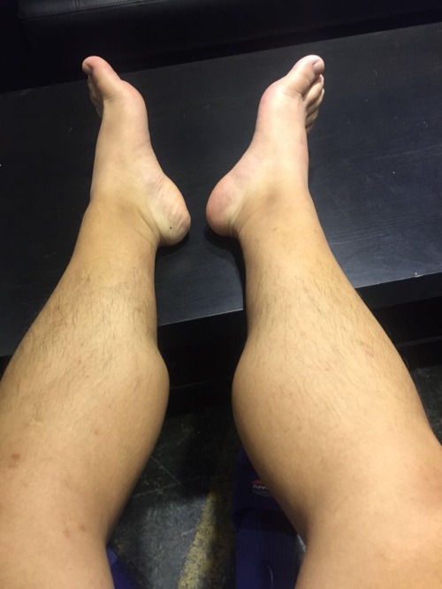 tony7788: 发点熊掌总可以吧，这违规那违规的，一堆啪啪小视频不让发(•́へ•́╬)