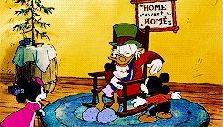 xmas-present:    Countdown To Christmas || 18 Days until Christmas↳ Mickey Mouse