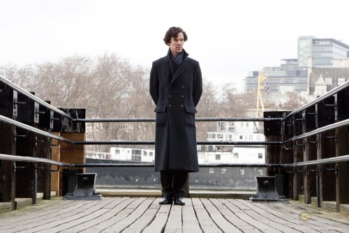 nixxie-fic: New Selection: BBC Sherlock S1 - Benedict Photoshoot on the Thames pt2 - Sherlock Season