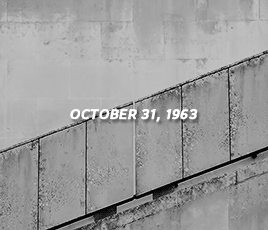 soundsofmyuniverse:Happy Birthday Johnny Marr // October 31, 1963.No one has any respect for someone