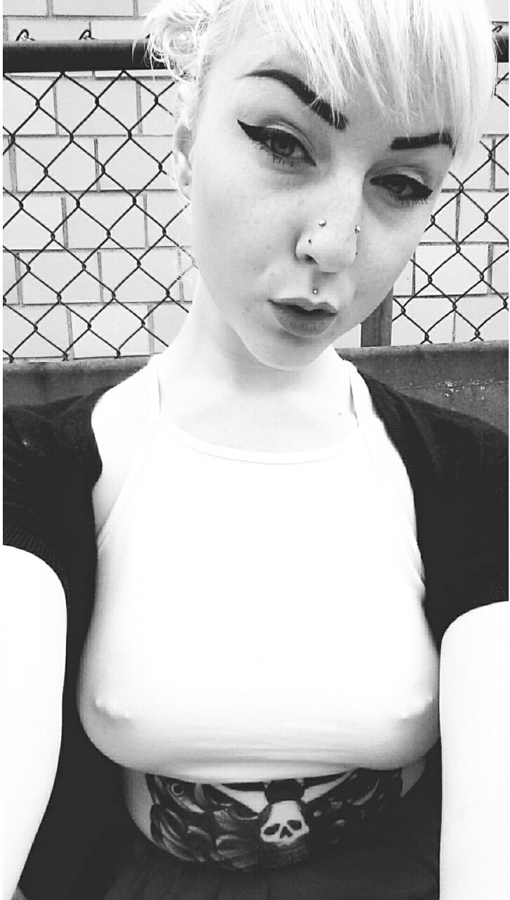 buttholevegan:  Another selfie from today 