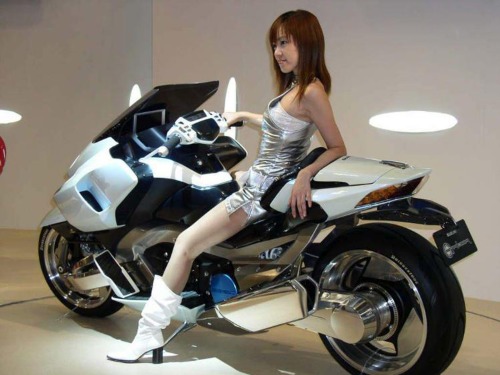 rocketumbl:  Suzuki G-Strider 
