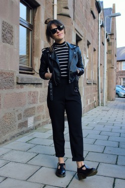 what-id-wear:  What I’d Wear : The Outfit Database (source : The Little Magpie ) 