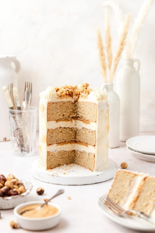 fullcravings:  Brown Butter Hazelnut Layer Cake