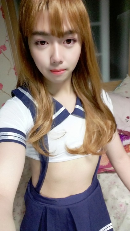 cdlover111: 세라복 좋을려나? ㅇㅅㅇ♡ Do you like these clothing? XD♡ Msg me anytime♡