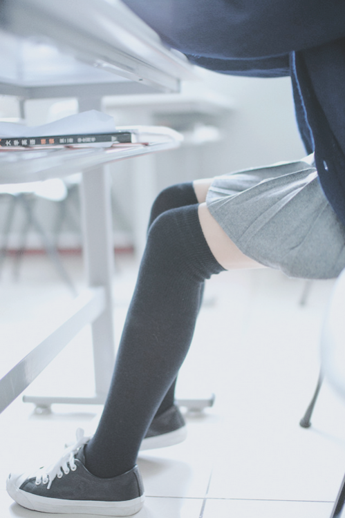 -chiish: chiishyy: School Girl — Livi by  Aciel 