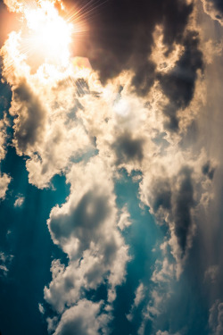 wonderous-world:  Cloudscape by Stefan Brenner