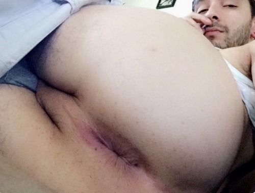 assholecult:  Nice eye 😘