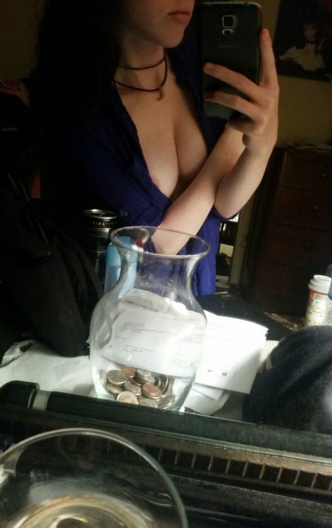 juicyyyyj: Naughty little nerdy girl