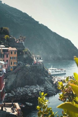 R2–D2:  Riomaggiore, Cinque Terre | Tumblr | Instagram | Snapchat