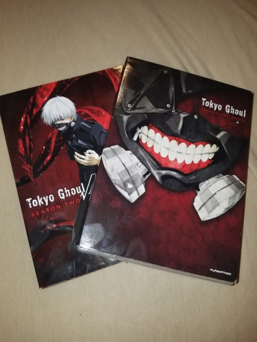 My wonderful man Jody bought me both seasons of Tokyo Ghoul as an early birthday present. Well I got