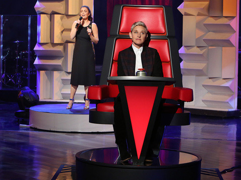 Ellen on The Voice.