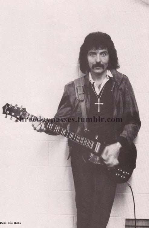 Tony Iommi (Heavy Metal: The Power Age, Ross Halfin/Pete Makowski, 1982)