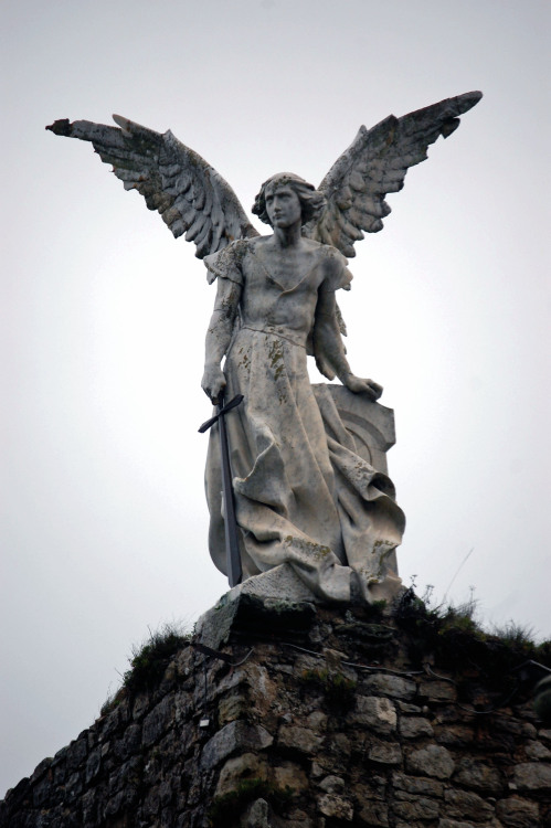 El Ángel Exterminador, Comillas - Spain