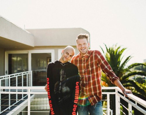 yeahpentatonix: scotthoying: A married couple on their patio.