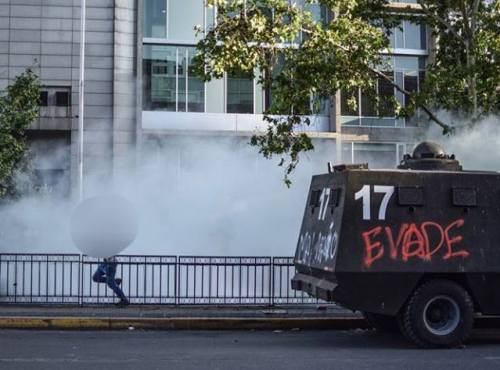 Just some of the countless &lsquo;Evade&rsquo; tags sprayed throughout Chile over the past few days.